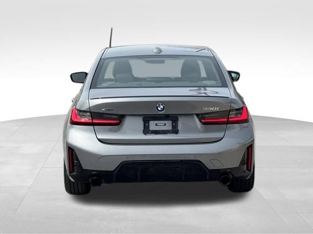 Used 2023 BMW 330i xDrive 330i xDrive w/ M Sport Package image 8