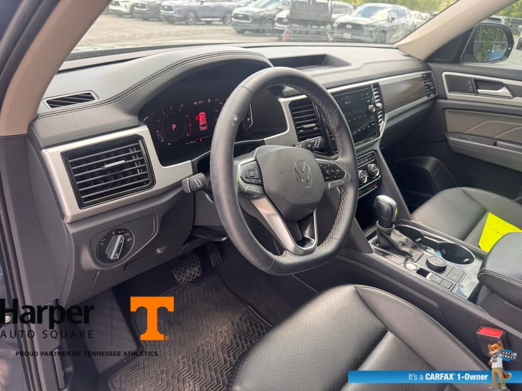Used 2023 Volkswagen Atlas SE w/ Panoramic Sunroof Package AWD/4WD image 14