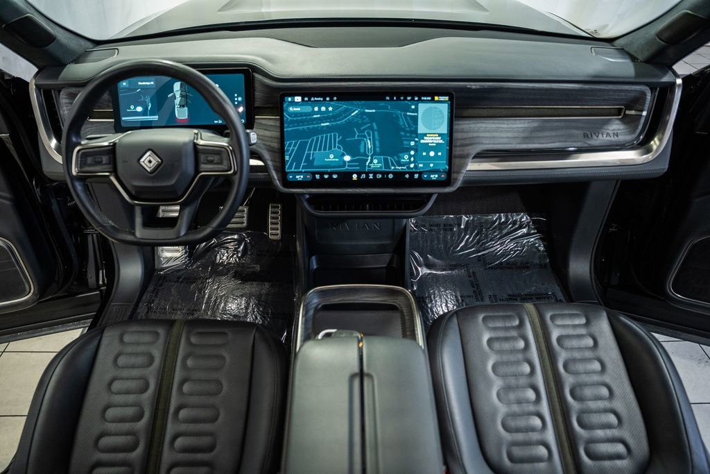 Used 2022 Rivian R1T Adventure image 18