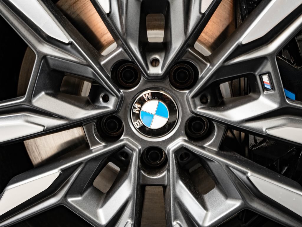 New 2026 BMW M850i xDrive AWD/4WD image 8