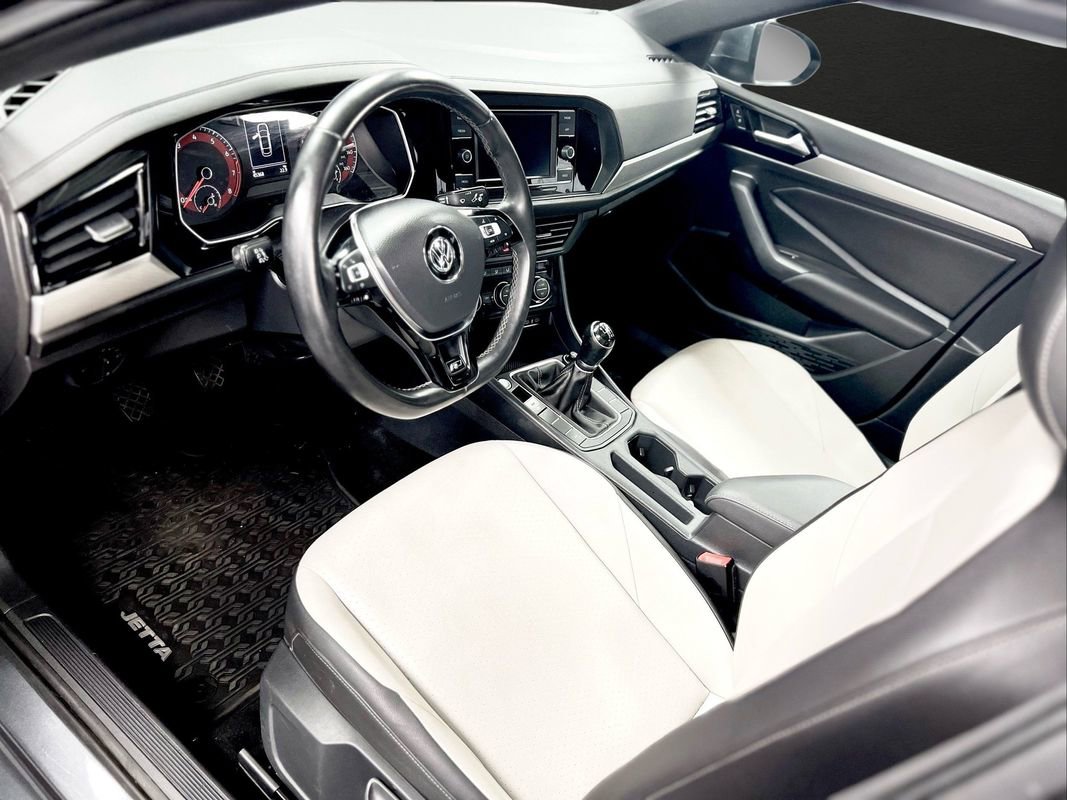 Used 2020 Volkswagen Jetta R-Line FWD image 15