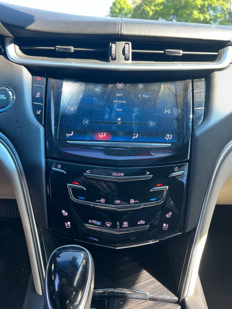 Used 2013 Cadillac XTS Platinum image 22