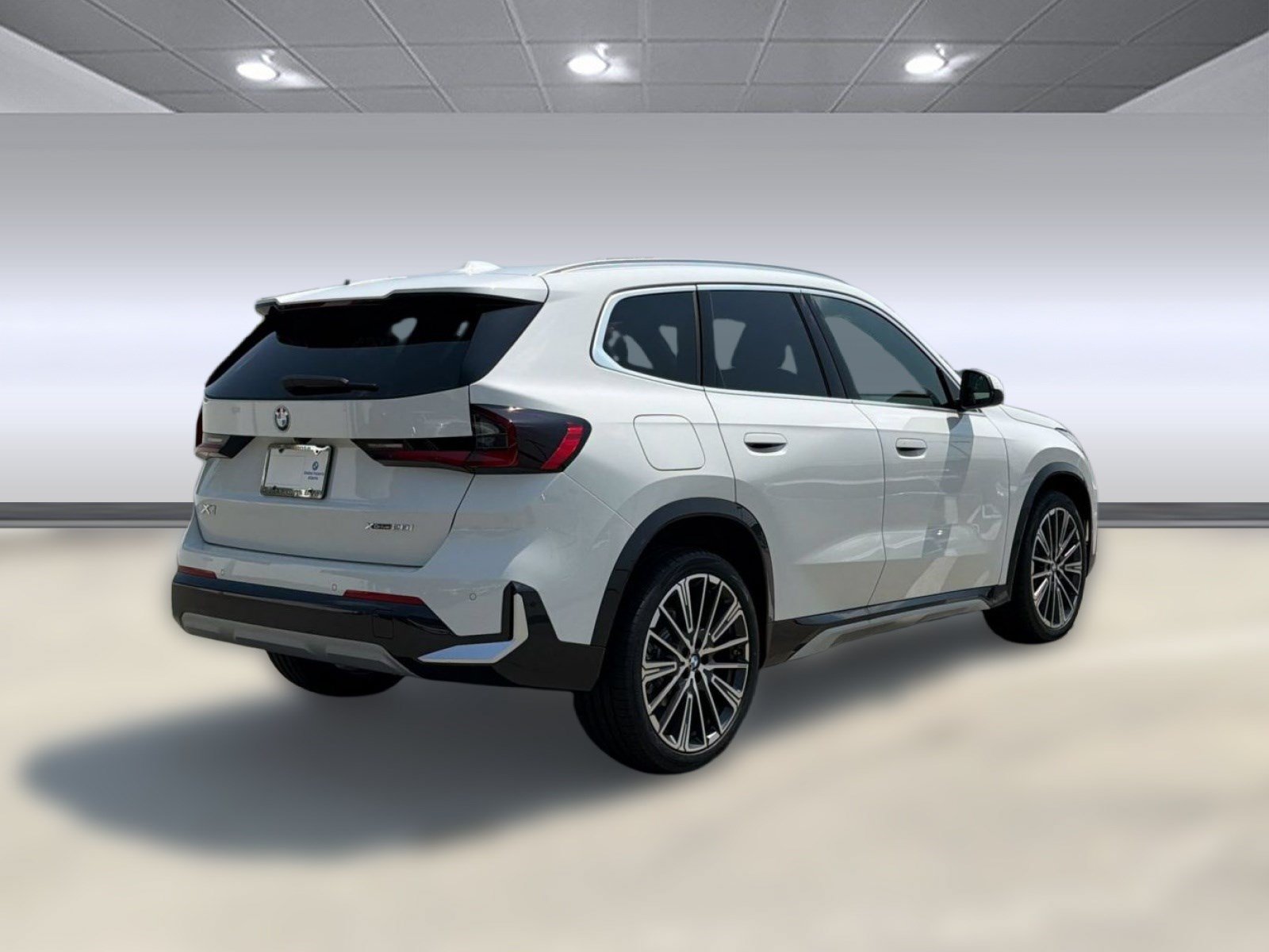 Used 2026 BMW X1 xDrive28i w/ Convenience Package AWD/4WD image 7