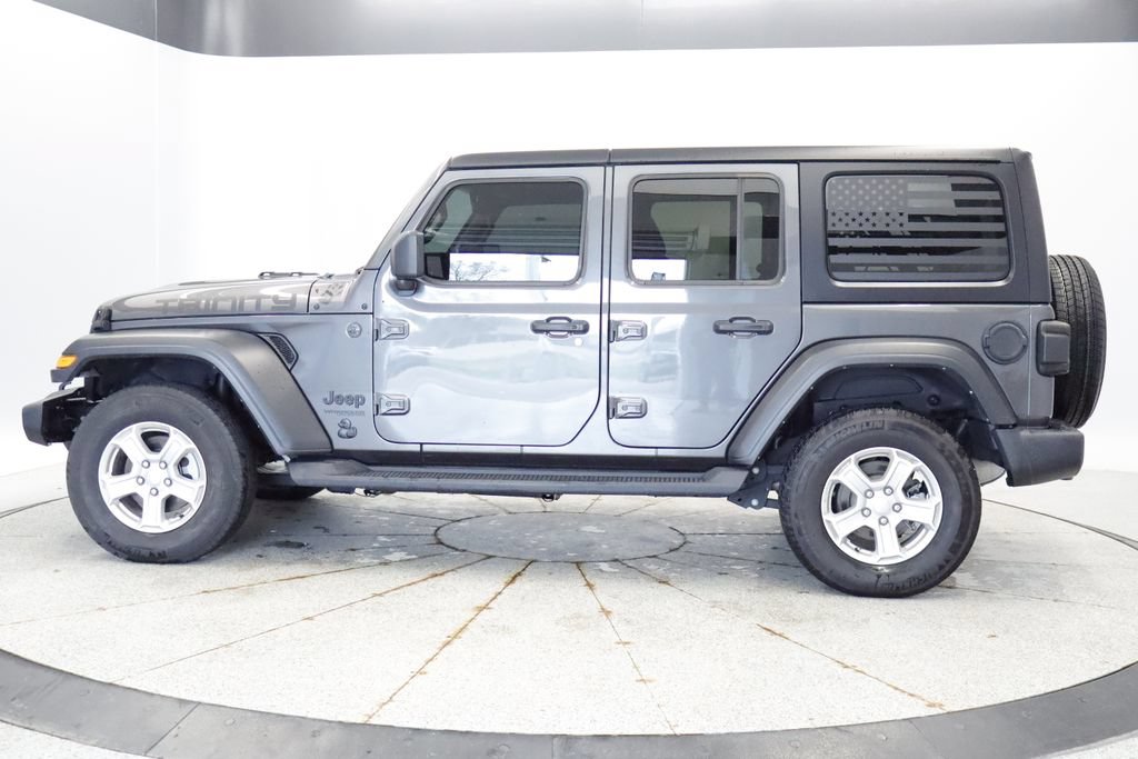 Used 2022 Jeep Wrangler Unlimited Sport AWD/4WD image 2