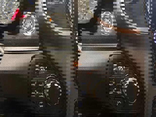 New 2026 RAM 1500 4x4 Crew Cab image 14