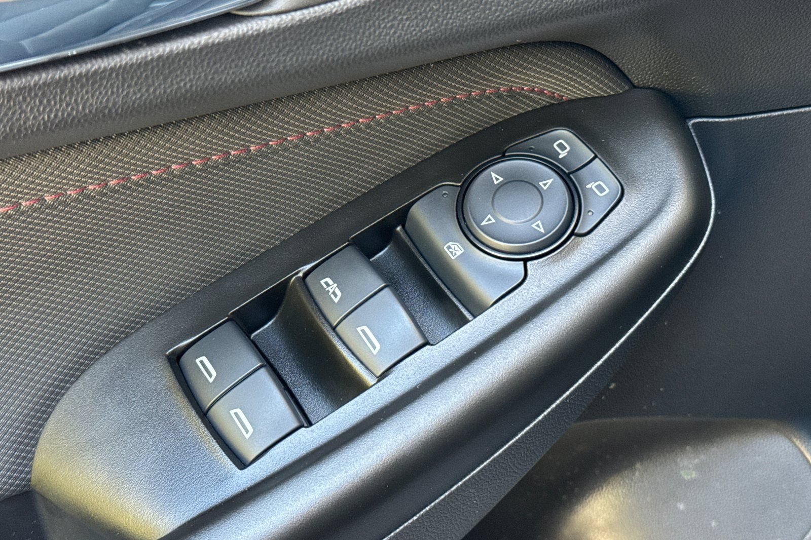 Used 2023 Chevrolet TrailBlazer RS w/ Convenience Package FWD image 13