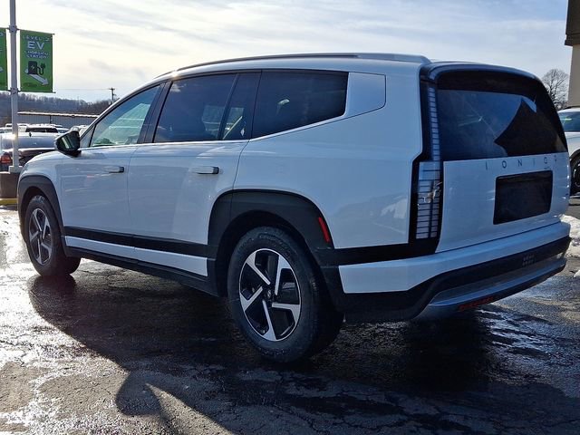 New 2026 Hyundai Ioniq 9 SE image 3