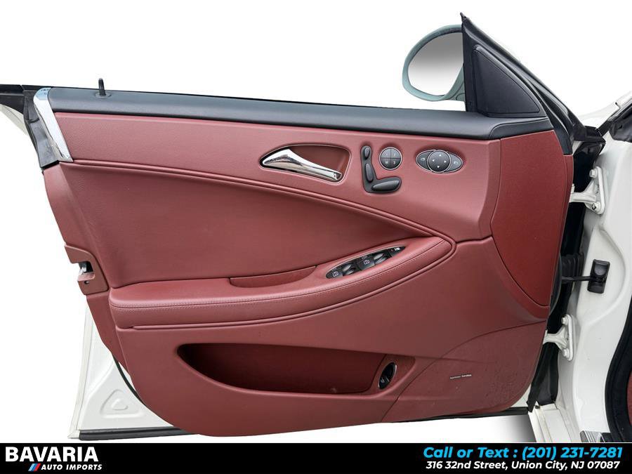 Used 2008 Mercedes-Benz CLS 550 image 11