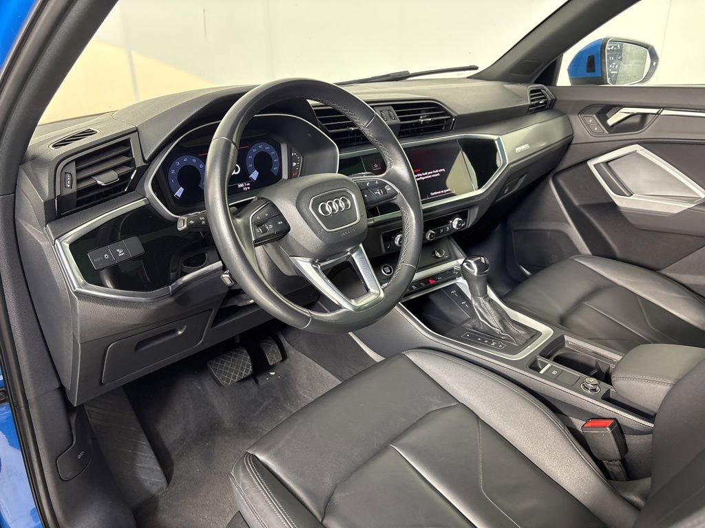 Used 2023 Audi Q3 2.0T Premium AWD/4WD image 15