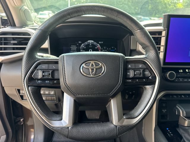 Used 2024 Toyota Sequoia Limited AWD/4WD image 20