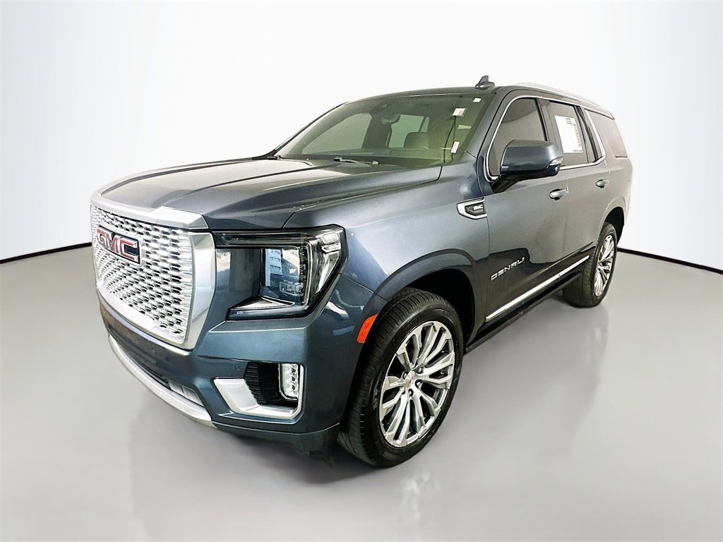 Used 2021 GMC Yukon Denali w/ Denali Premium Package image 3