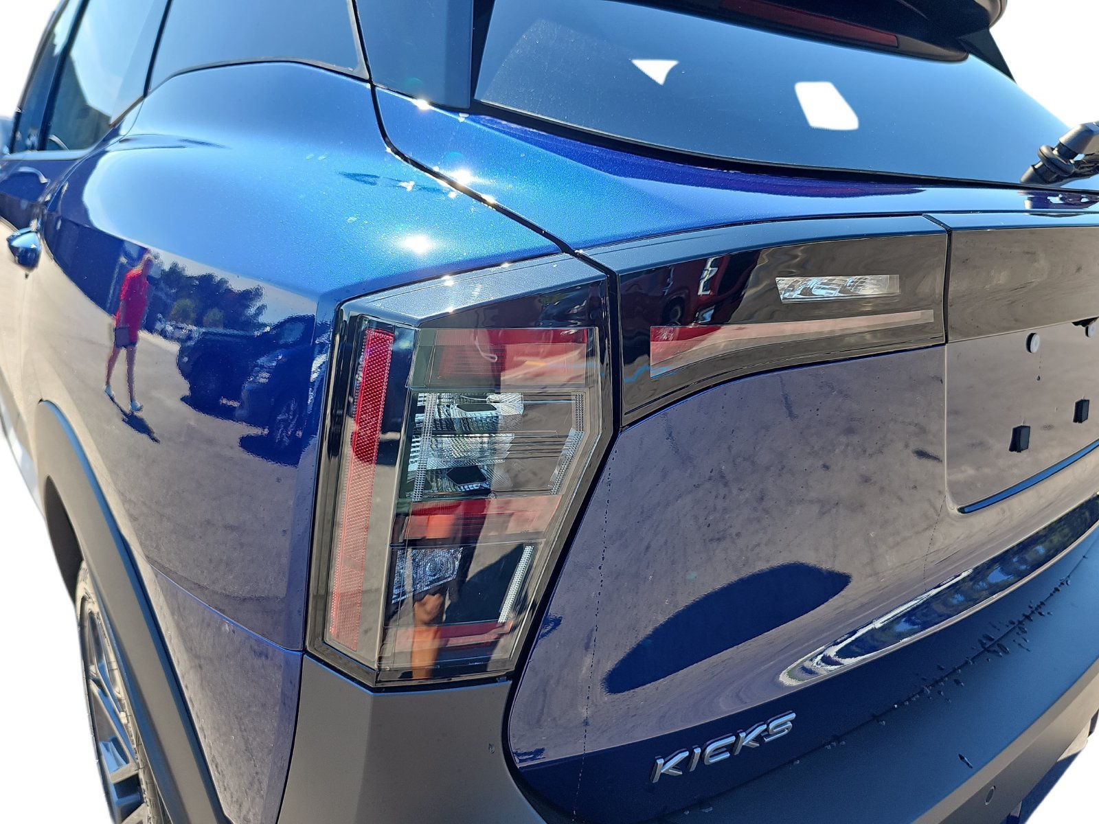 New 2027 Nissan Kicks SR FWD image 33