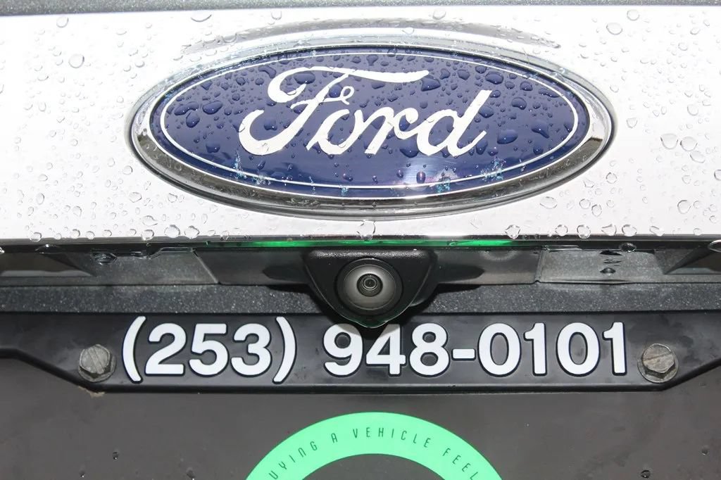 Used 2014 Ford Escape Titanium FWD image 9