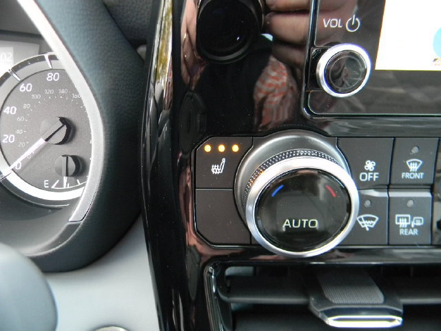 New 2026 Toyota Highlander XLE AWD/4WD image 13