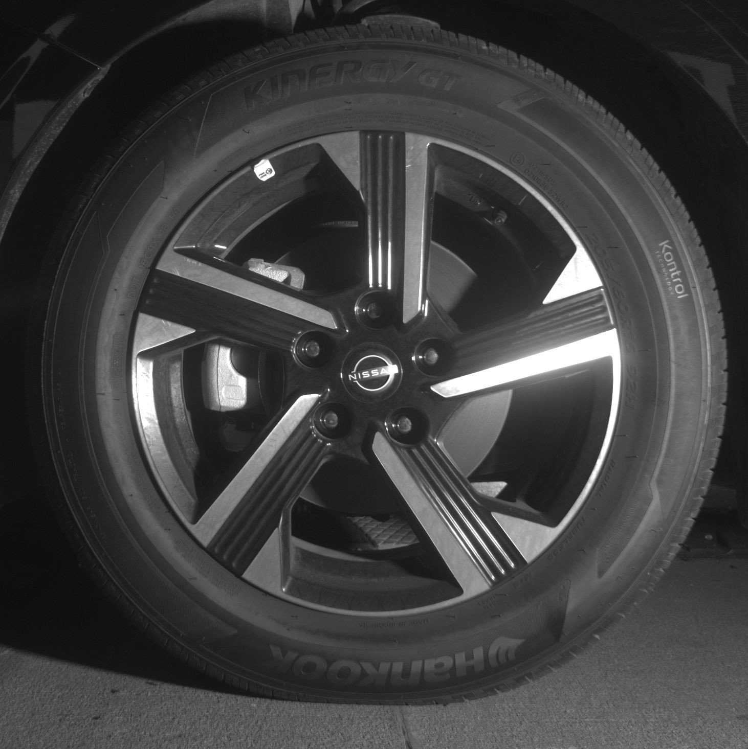 Used 2025 Nissan Sentra SV image 12