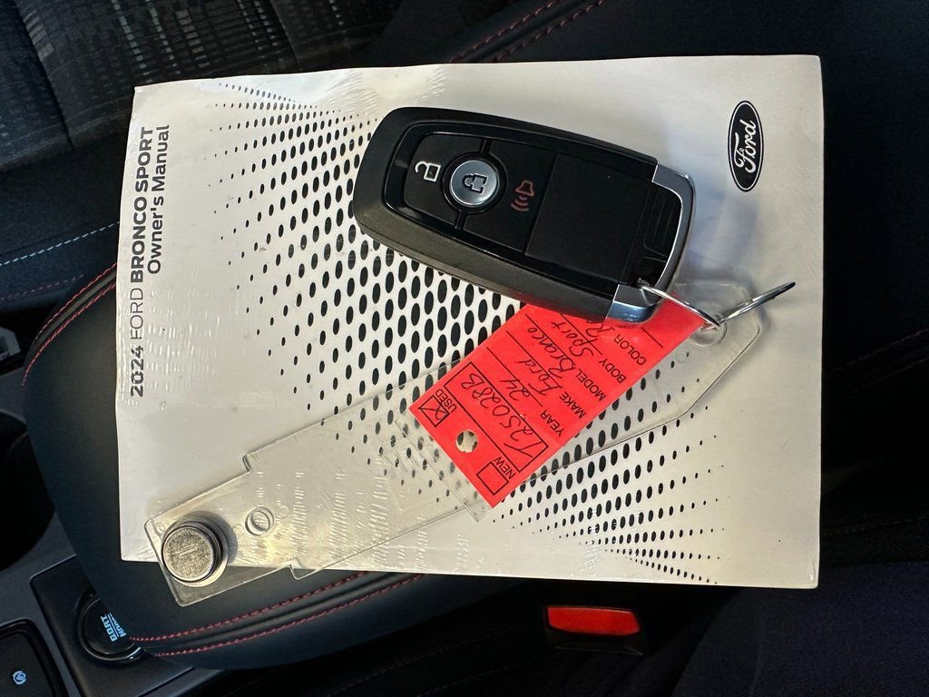 Used 2024 Ford Bronco Sport Heritage w/ Heritage Convenience Package image 9