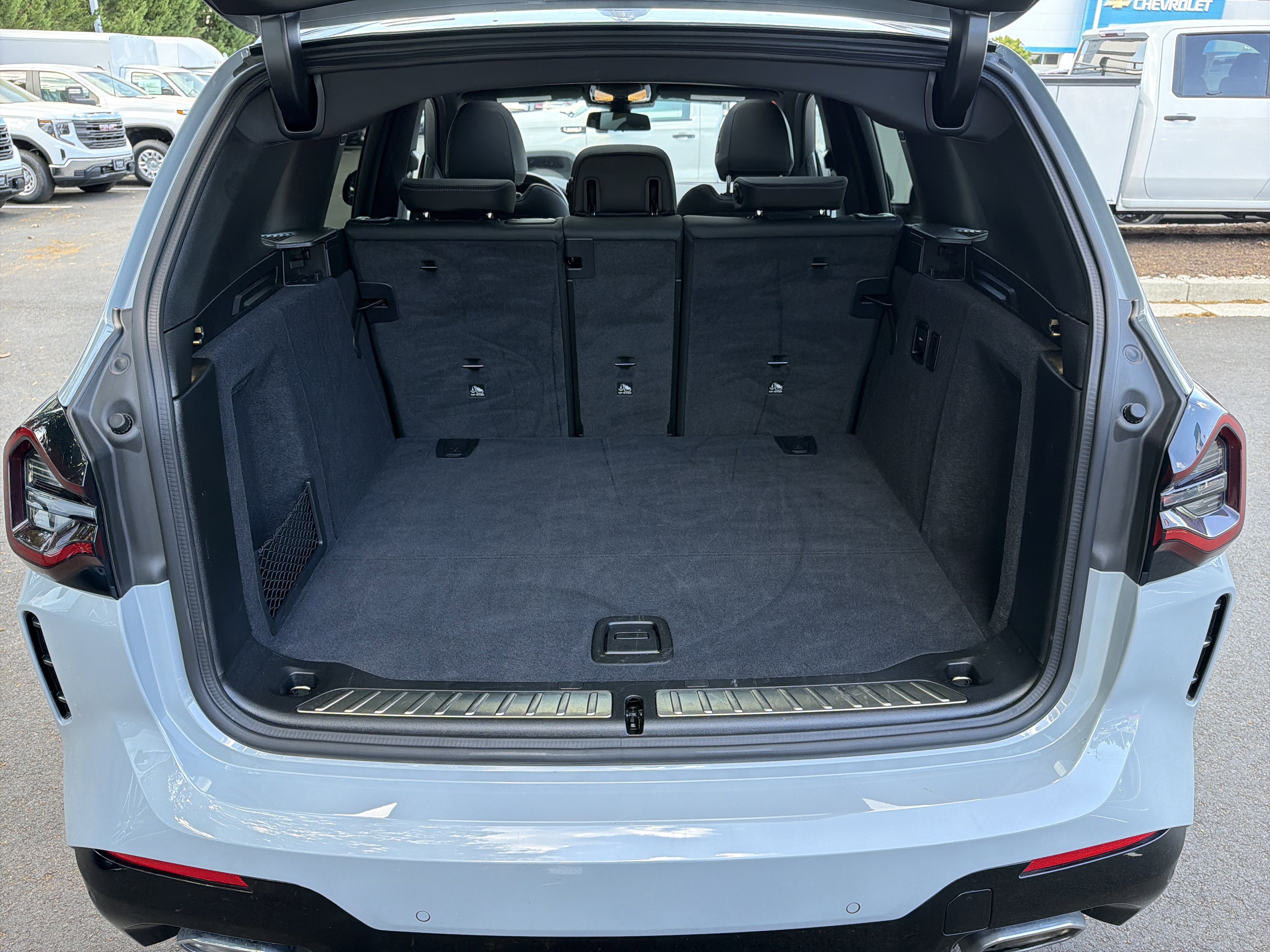 Used 2024 BMW X3 xDrive30i w/ Premium Package w/ZPA AWD/4WD image 33