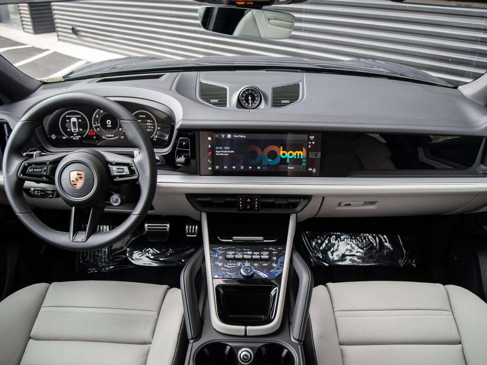 New 2026 Porsche Cayenne S AWD/4WD image 21