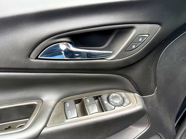 Used 2023 Chevrolet Equinox LT AWD/4WD image 18