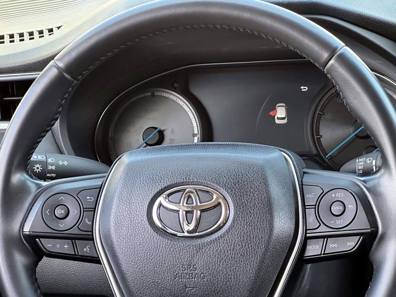 Certified 2023 Toyota Venza LE AWD/4WD image 16