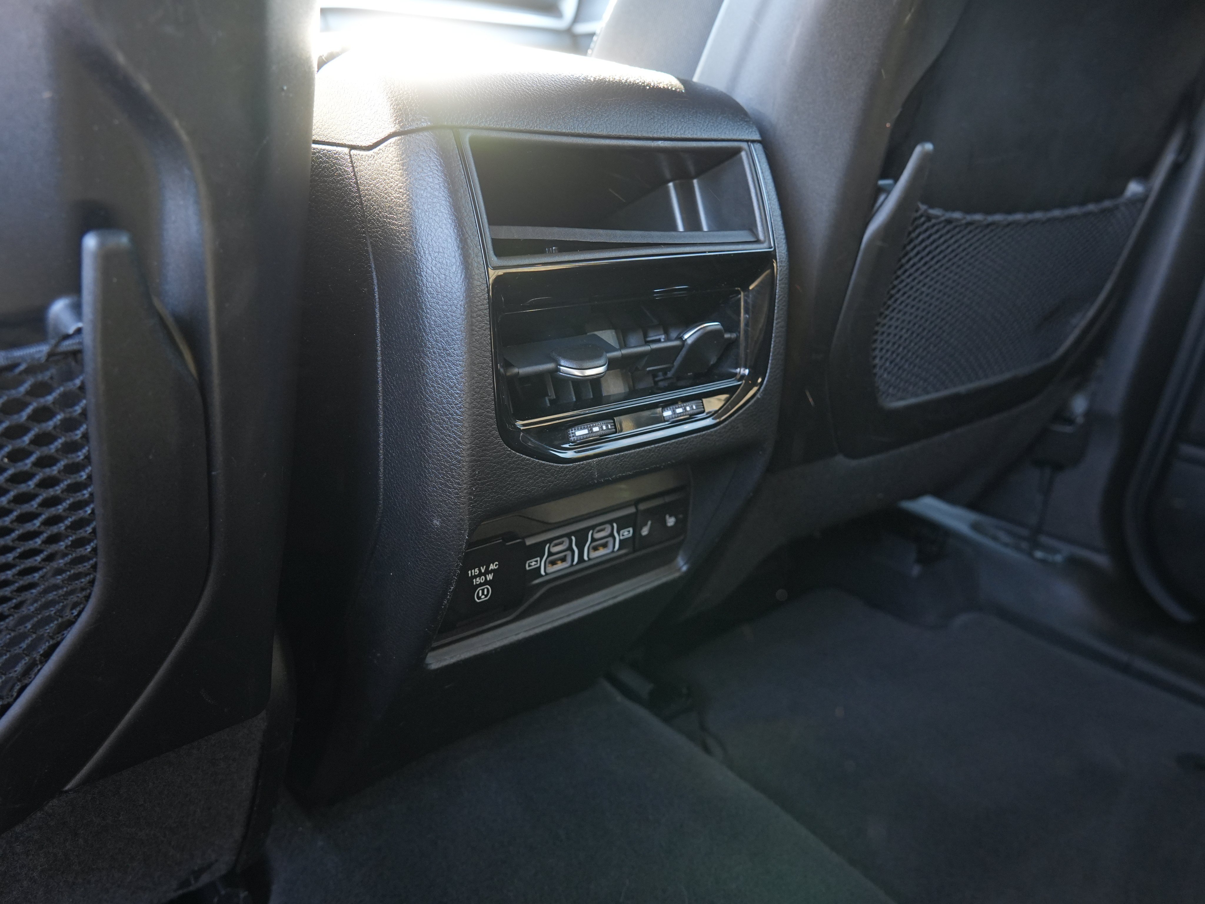 Used 2023 Jeep Grand Cherokee Limited AWD/4WD image 26