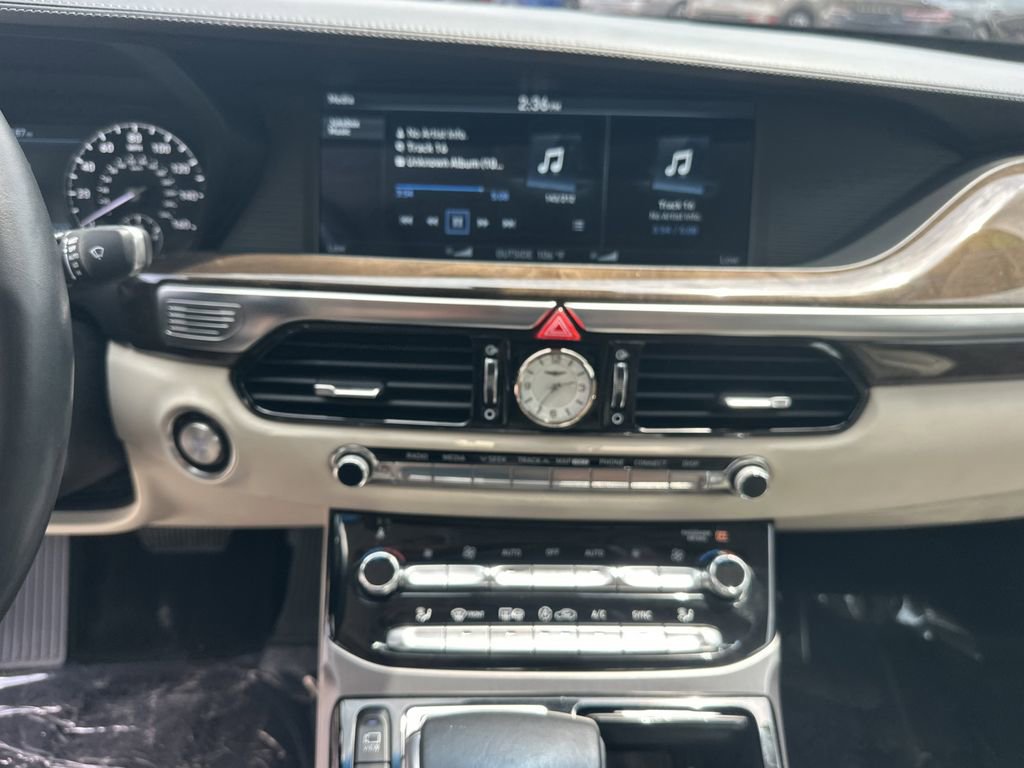 Used 2018 Genesis G90 5.0 Ultimate RWD image 22