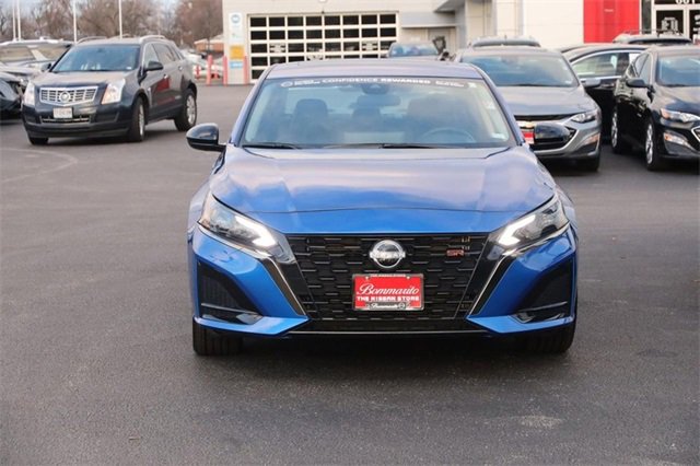 Certified 2025 Nissan Altima 2.5 SR w/ SR Premium Package image 4