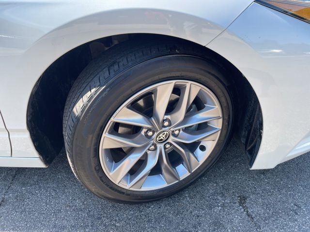 Used 2021 Toyota Avalon XLE AWD/4WD image 41