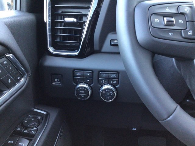 New 2026 GMC Sierra 2500 Denali w/ Denali Reserve Package image 12