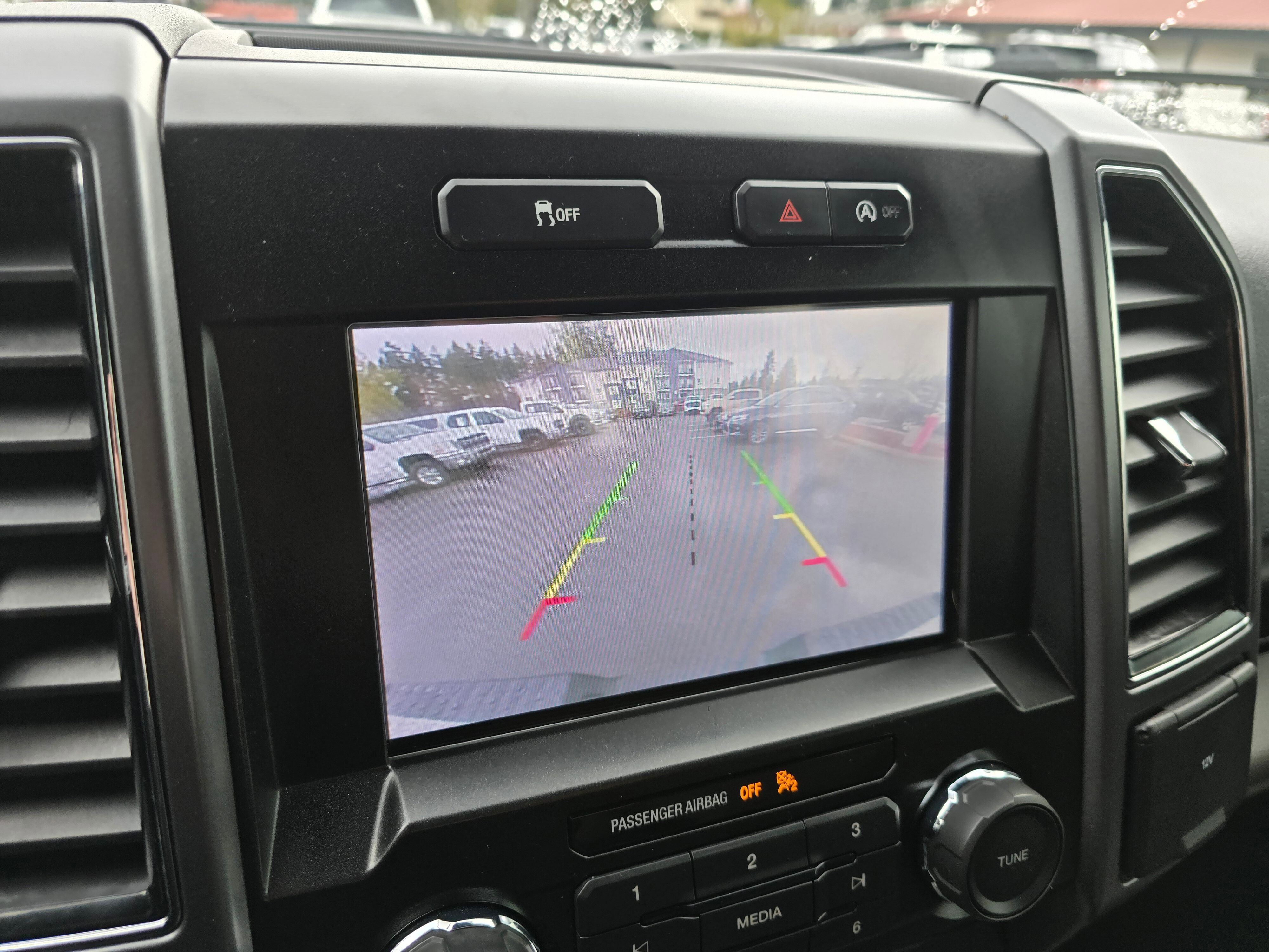 Used 2020 Ford F150 XLT w/ Equipment Group 302A Luxury AWD/4WD image 18