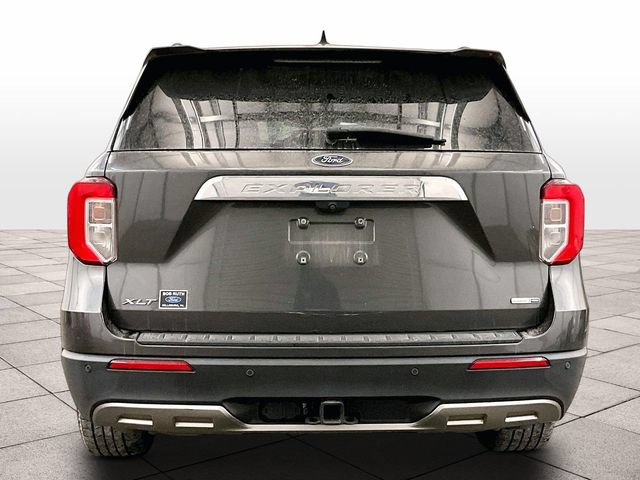 Used 2020 Ford Explorer XLT w/ Equipment Group 202A AWD/4WD image 4