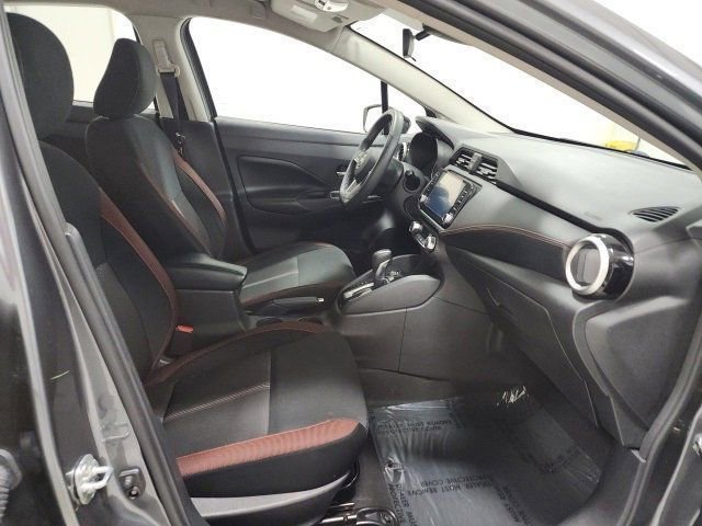 Used 2024 Nissan Versa SR image 14