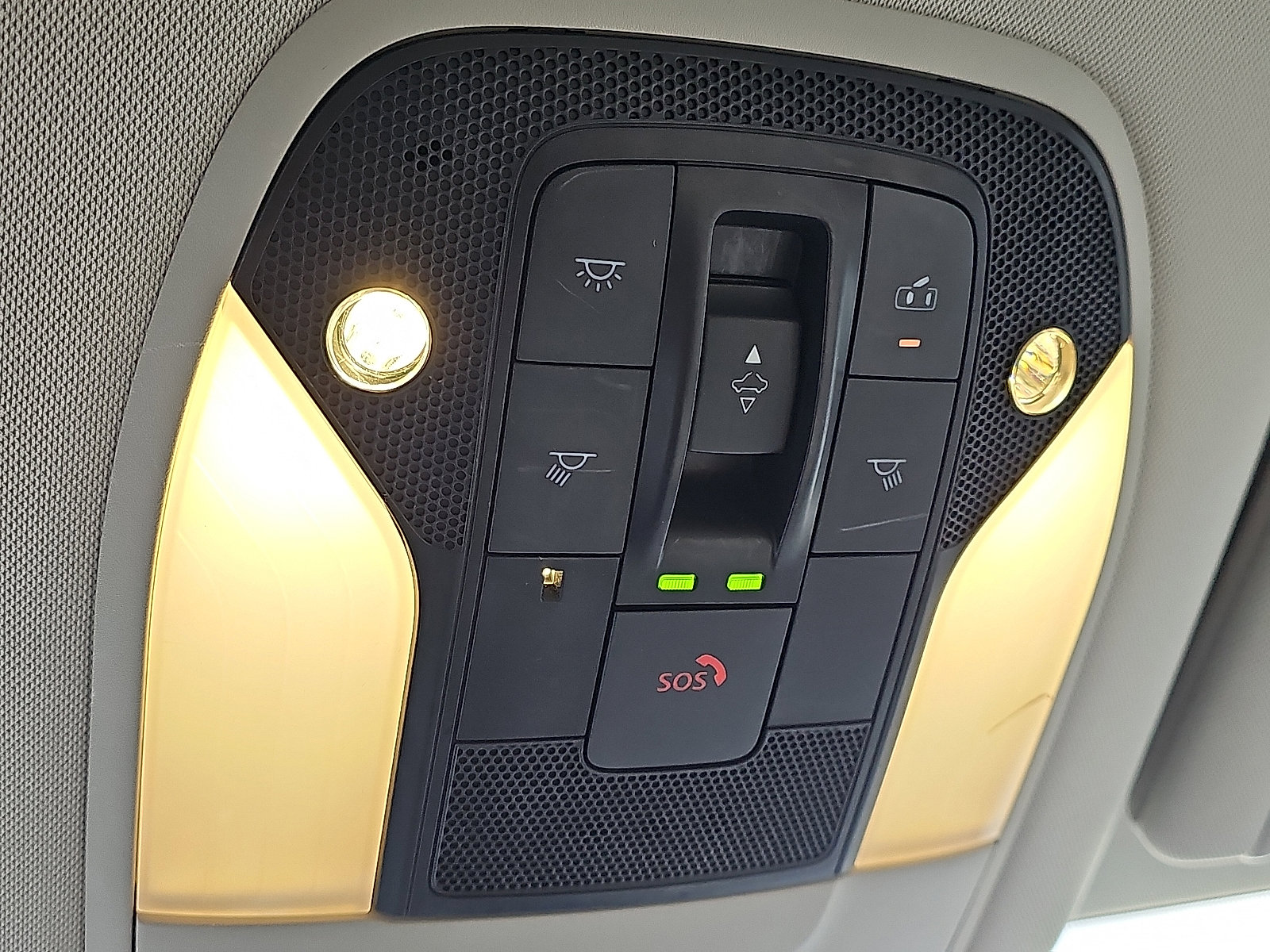 Used 2022 INFINITI QX50 Luxe w/ Cargo Package image 28