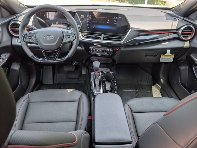 New 2026 Chevrolet Trax RS w/ Driver Confidence Package FWD image 5