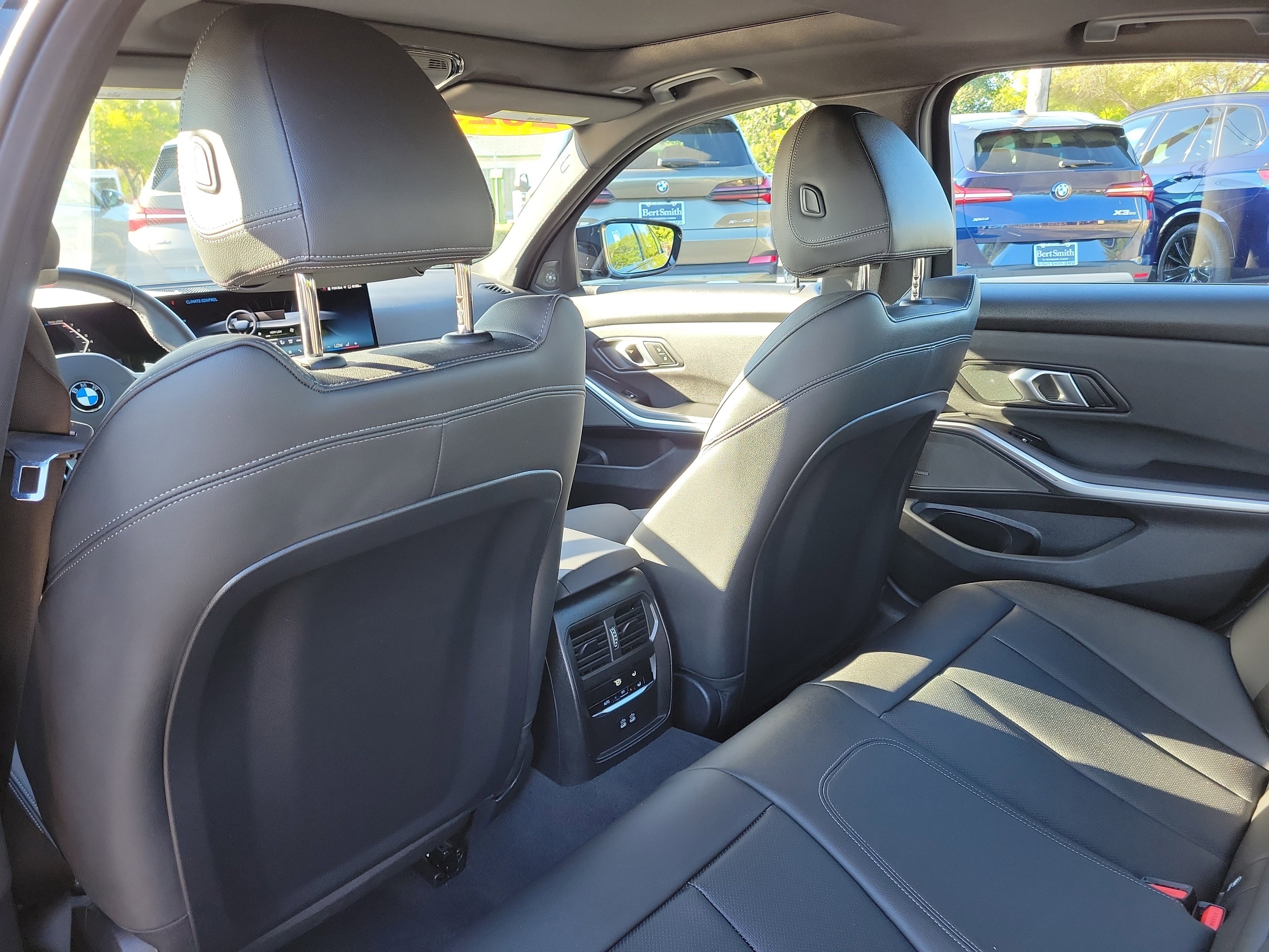 Used 2025 BMW M340i Sedan image 11