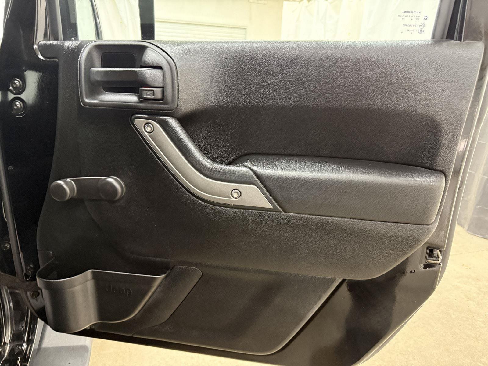 Used 2015 Jeep Wrangler Sport AWD/4WD image 25