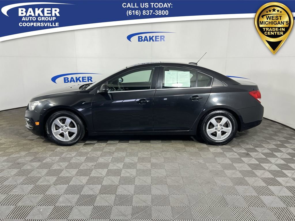 Used 2015 Chevrolet Cruze LT w/ Sun And Sound Package image 5