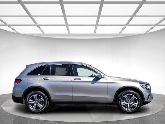 Used 2021 Mercedes-Benz GLC 300 4MATIC image 3