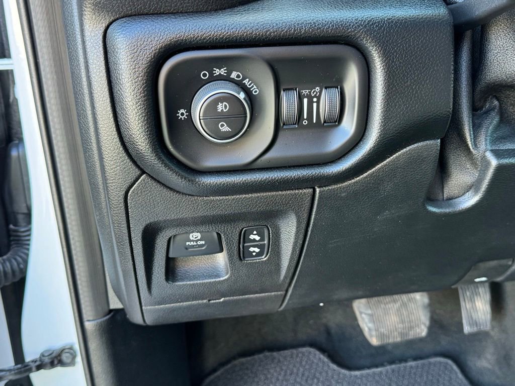 Used 2020 RAM 1500 Laramie AWD/4WD image 10