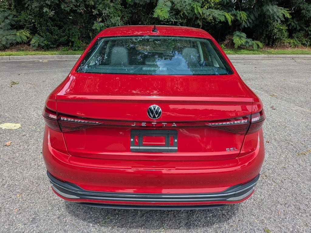 Certified 2026 Volkswagen Jetta SEL FWD image 5