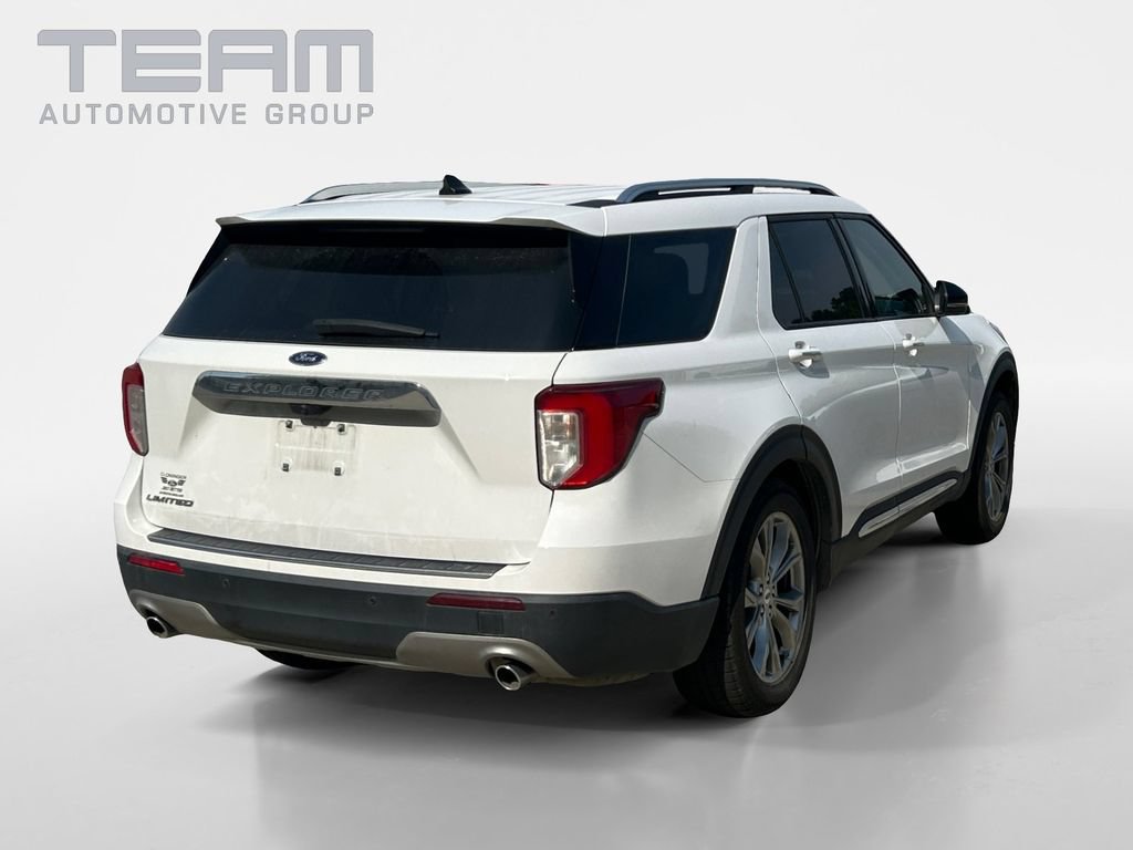 Used 2023 Ford Explorer Limited w/ Equipment Group 301A RWD image 7