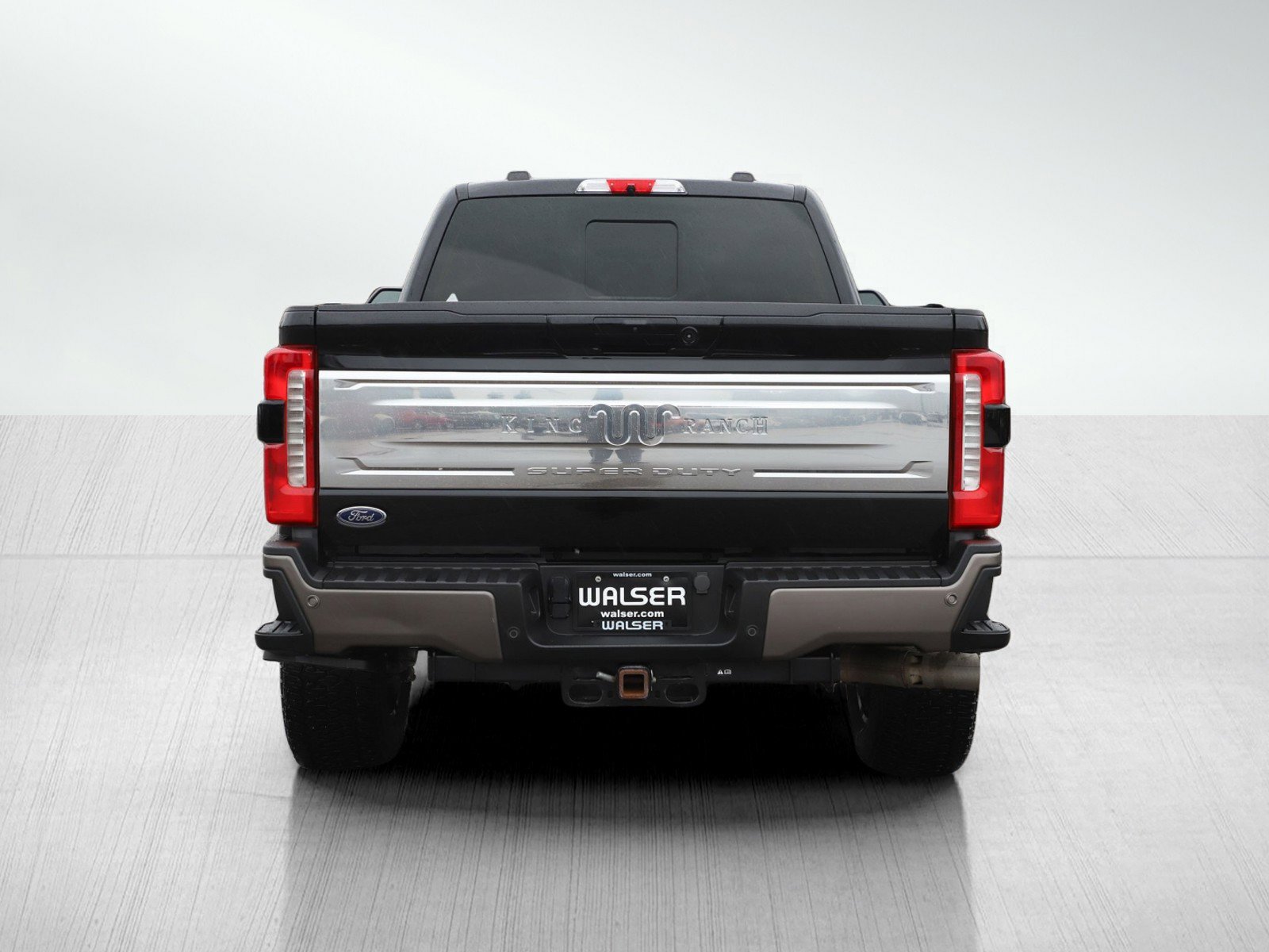 Used 2023 Ford F250 King Ranch image 4