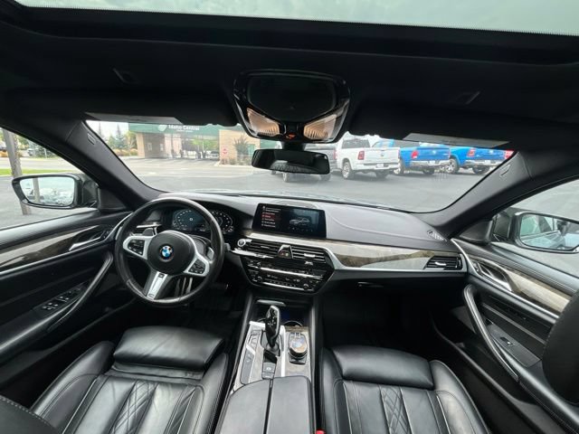 Used 2020 BMW M550i xDrive w/ Executive Package AWD/4WD image 31