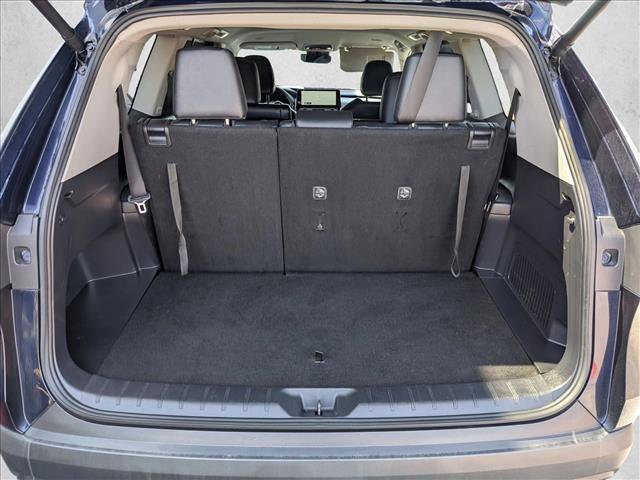 Used 2025 Toyota Grand Highlander FWD image 6