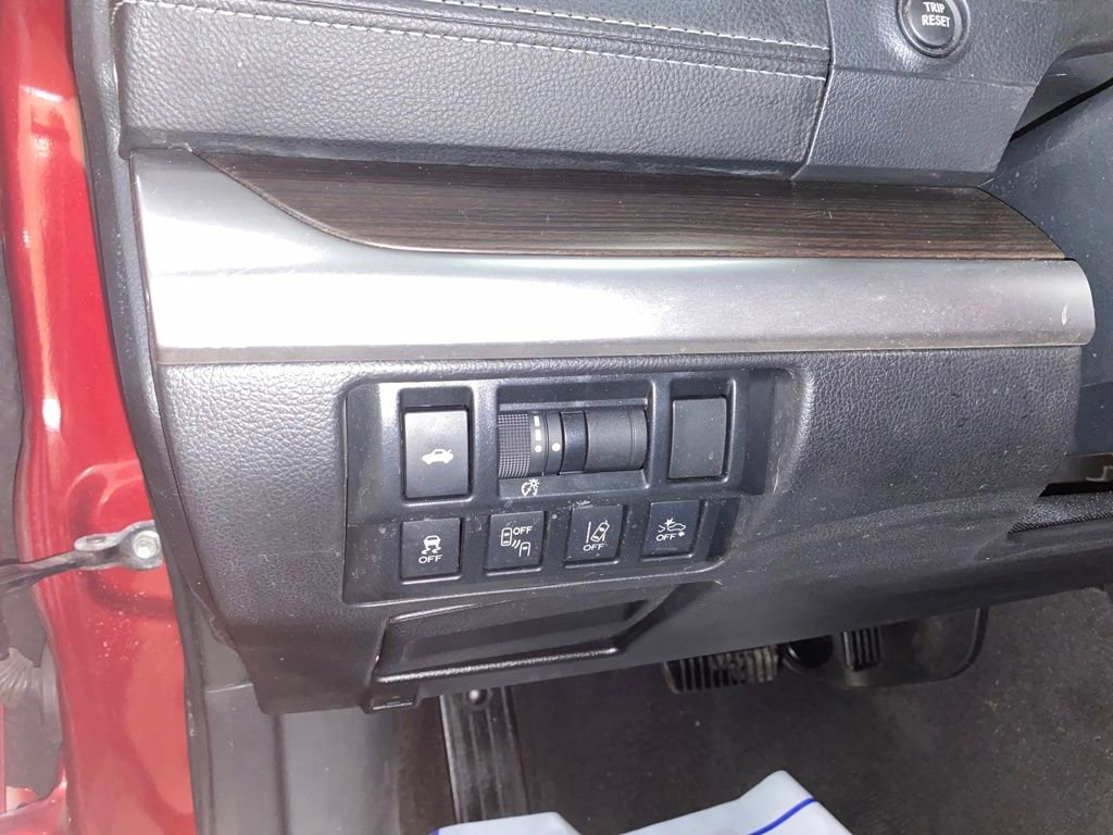 Used 2018 Subaru Legacy 2.5i Limited image 27