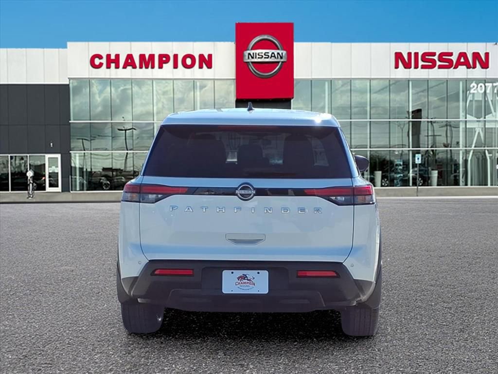 Used 2024 Nissan Pathfinder S image 6