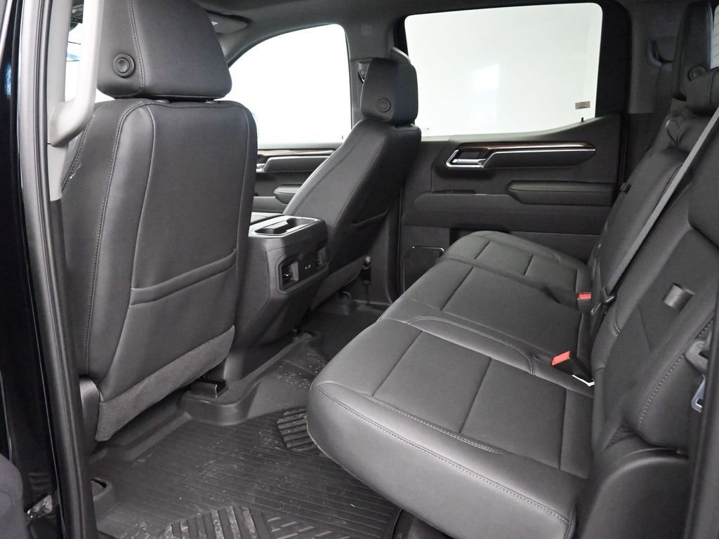 New 2026 Chevrolet Silverado 1500 RST w/ RST All Star Premium Package AWD/4WD image 17