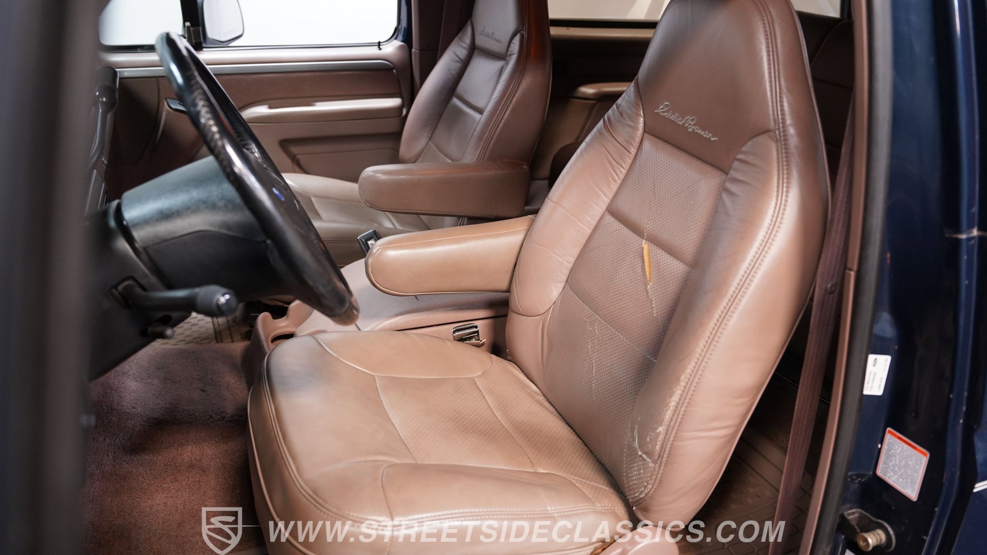 Used 1992 Ford Bronco Eddie Bauer AWD/4WD image 33