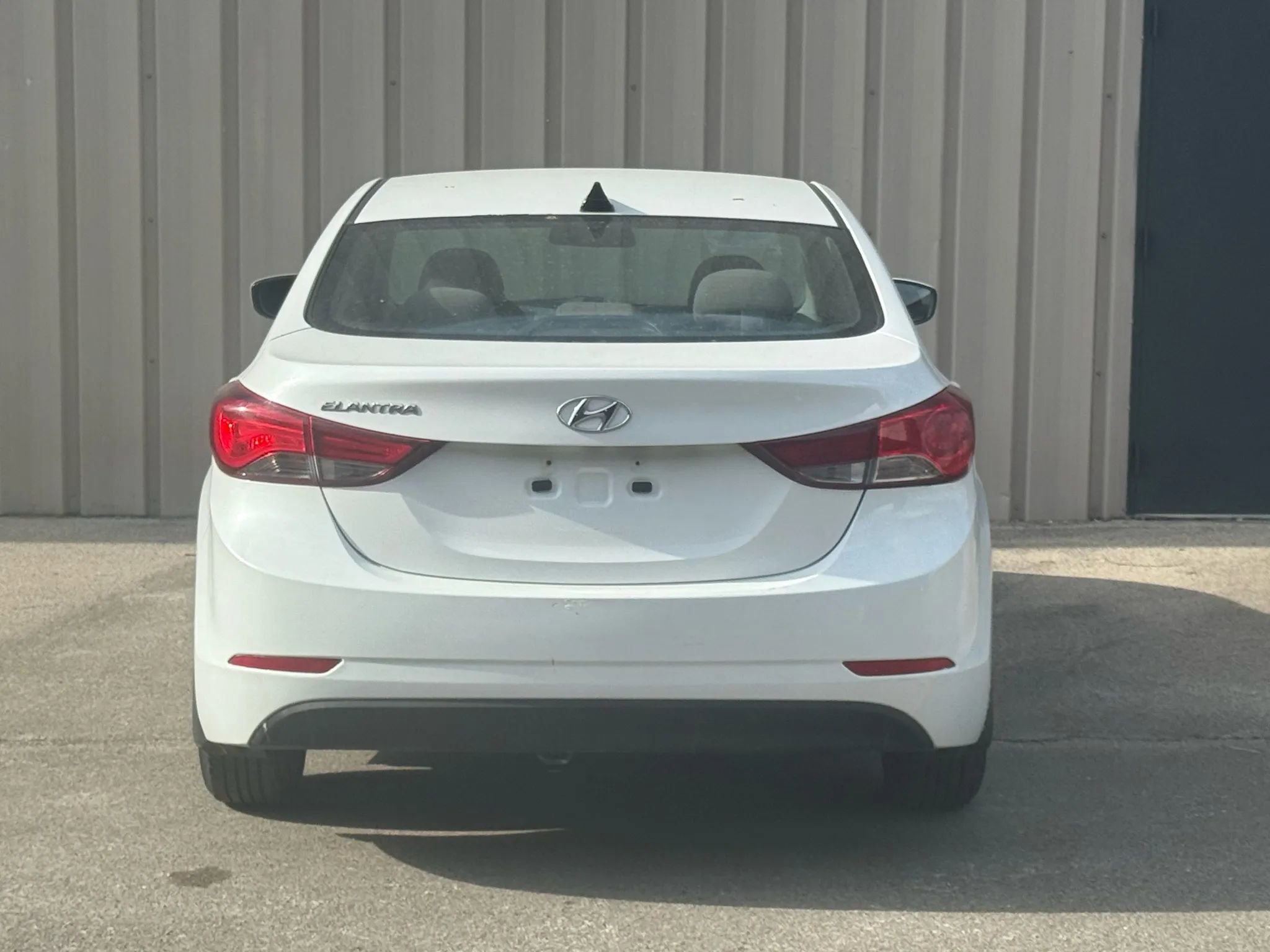 Used 2016 Hyundai Elantra SE image 6