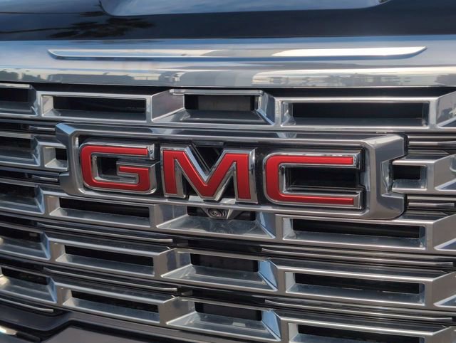 Used 2024 GMC Acadia Denali image 32